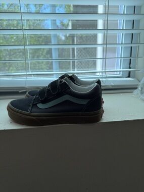 Vans Kids Navy and White Low-Top Velcro Skate Sneakers